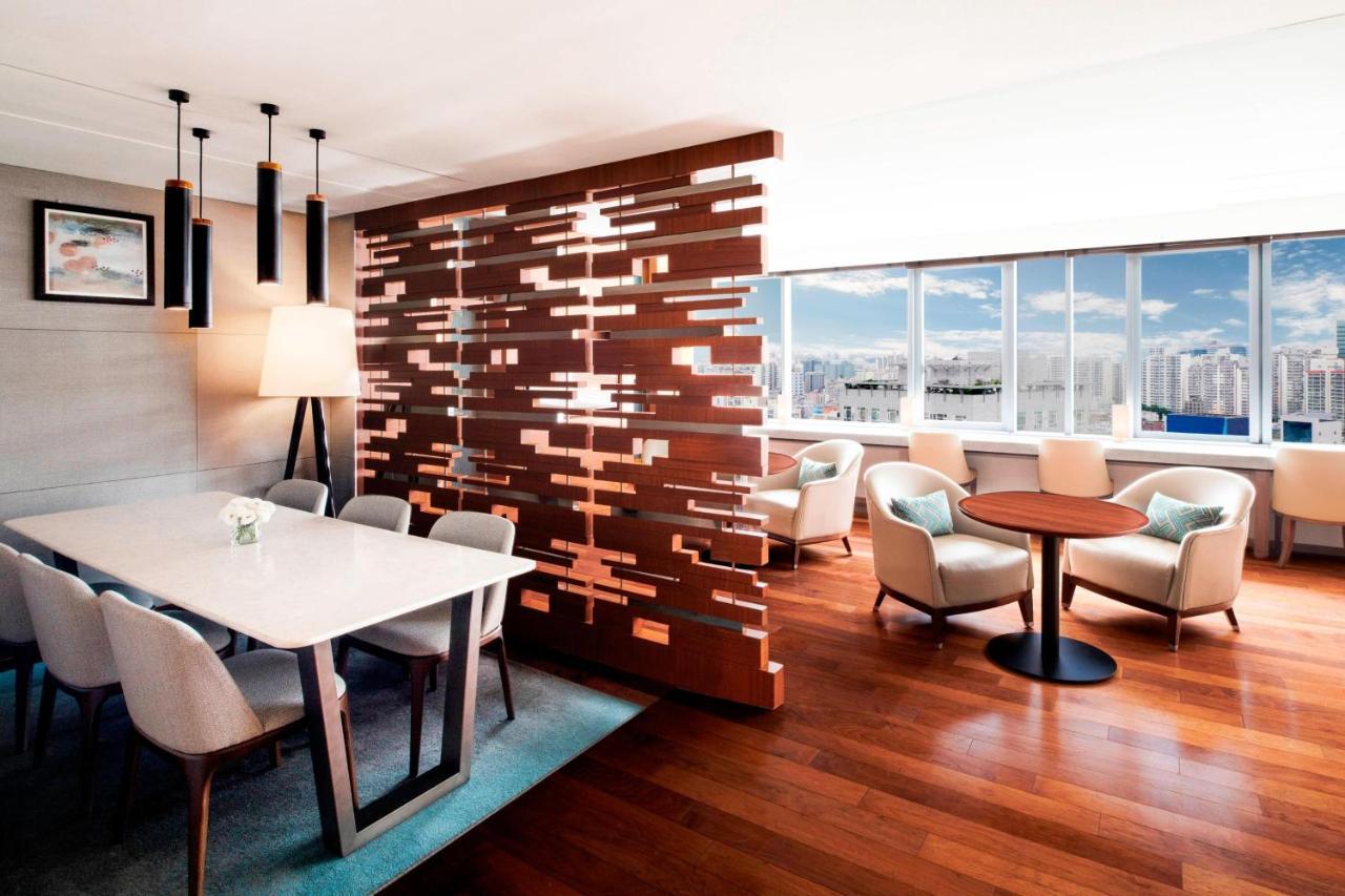 Hotel Courtyard By Marriott Seoul Times Square Exterior foto